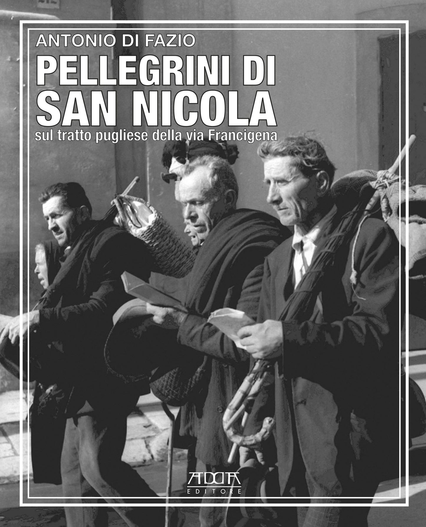 Pellegrini di San Nicola sul tratto pugliese della via Francigena