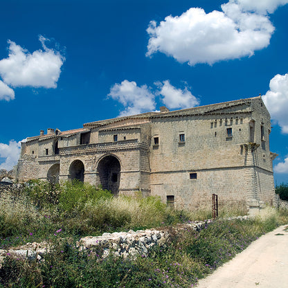 Puglia fortificata. Le masserie